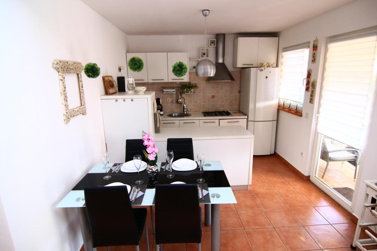 Manolo House Holiday home